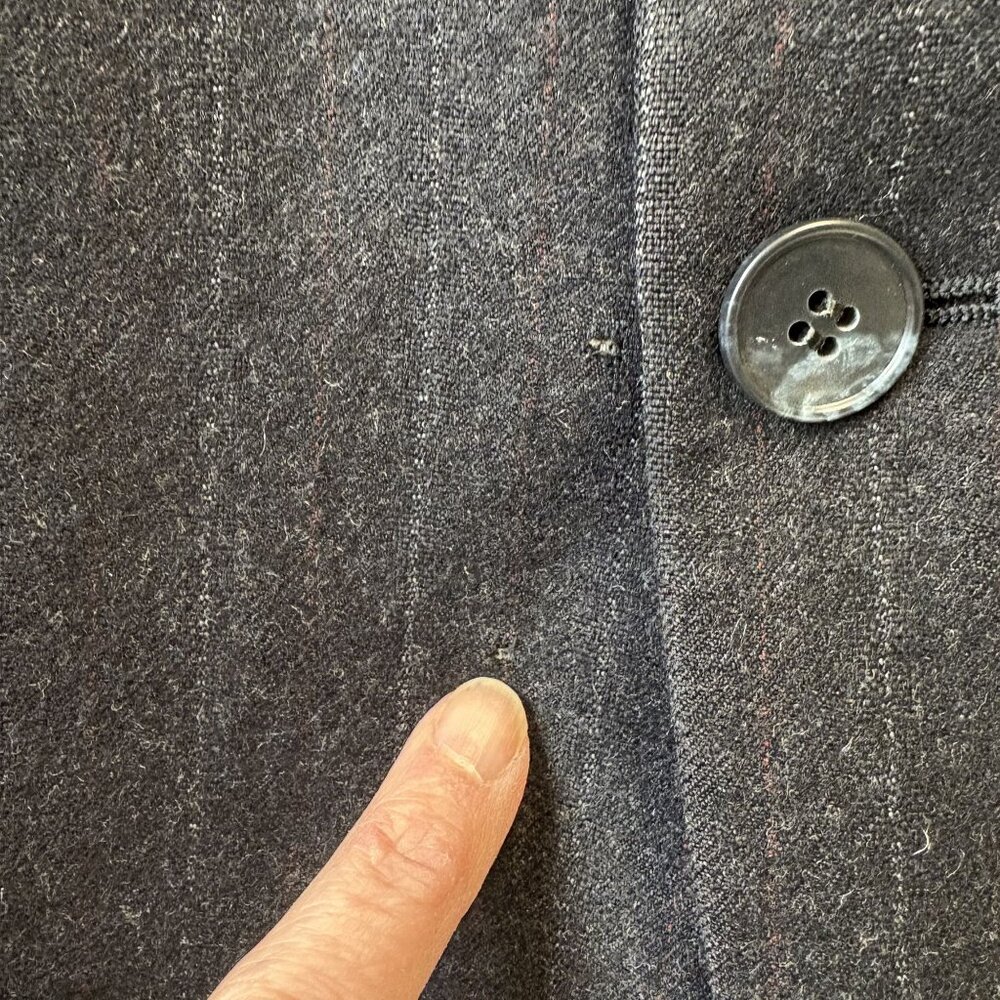 Pierre Cardin Wool Blazer Mens 42R Blue Pinstripe Vintage Bloomingdales - Picture 5 of 16